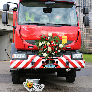 HLF der Feuerwehr Biel-Benken