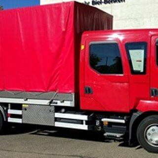 Mofa vor dem Magazin