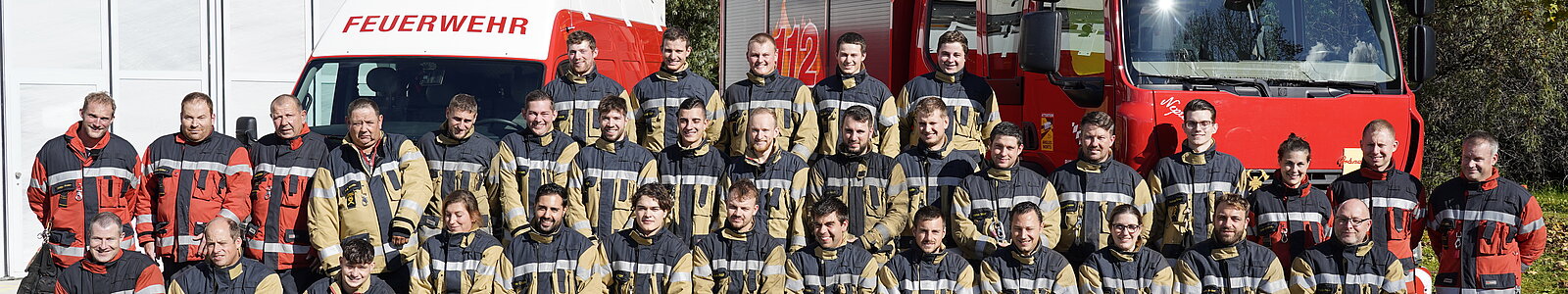 Manschaftbild der Feuerwehr Biel-Benken aus dem Jahr 2022.
